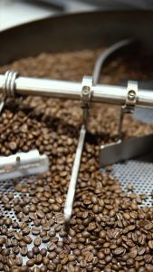 GOAT Coffee Leche De Tigre (250g) | กาแฟเบลนด์ (ผาฮี้-ปางขอน) คั่วกลาง | Natural+Washed | หอมแยมเบอร์รี่