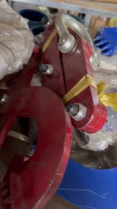 Kẹp Pallet ( Kẹp Gỗ )