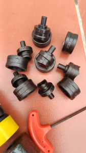 Máy đột lỗ máng tôn thủy lực SYD-32  chuyên dụng cho thợ  hàng Đài Loan cao cấp