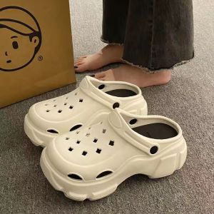 Luminous Panda Light Slippers Thick Bottom EVA Hole Hole Womens Summer 2025 New Outdoor Wear Heightening Anti-slip Beach Slippers