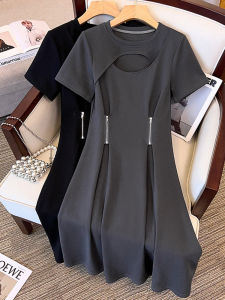 พลัสไซส์ ฤดูร้อน เดรส พรางหุ่น Cinch เอวคลุมท้อง พลีท คอวี ผู้หญิง น้ำหนักเบา แฟชั่นหรูหรา ดีไซน์ เดรส