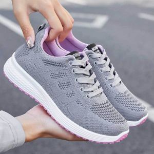 New Women Lightweight Breathable Flat Leisure Sports Running Shoes Weave Rubber Laces Sneakers For Women On Sale
