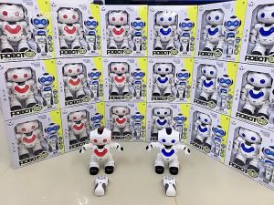 [HCM]Đồ Chơi Robot Điều Khiển Tay Cầm Từ Xa Thông Minh Có Đèn Có Nhạc Di Chuyển Linh Hoạt