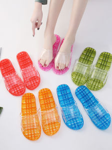 Summer Bathroom Slippers for Women Anti-slip Bathing Massage Plastic Flip Flops with Thick Bottom Crystal Couple Home Slippers for Winter