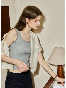 KUHNMARVIN | Áo Camisole Knit Cổ U Ôm Sát Có Ruffle Mềm