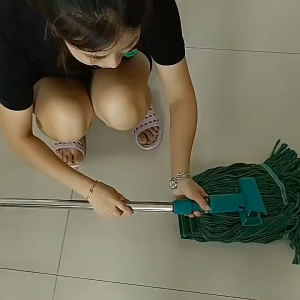 Strong Water Absorption Cotton Mop with Washable Detachable Head Comfortable Grip Handle Easy to Use for Kitchen Bathroom and Office Cleaning