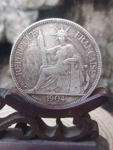 Đồng xu bạc cổ 1 Piastre Đông Dương 1904 sưu tầm