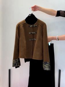 Elegant Short Woolen Coat Womens Autumn Winter Fashion Outerwear Cashmere Fabric Button Design High Quality Brown Color