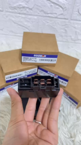 Công tắc gạt lạnh. Công tắc điều hòa. Công tắc quạt gió KIA K3000 K165 K2700 (1 chiếc)