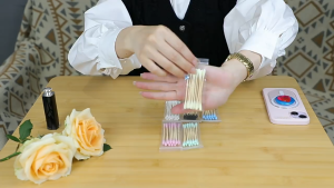 Sét 10 Bịch x10 Tăm bông ngoáy tai thân gỗ dùng một lần hai đầu tăm bông tẩy trang du lịch dã