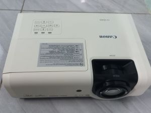 Máy chiếu fullhd canon lv hd420 như mới giá rẻ