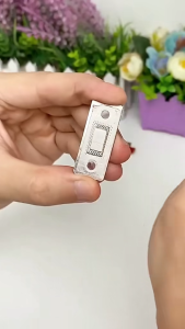 Combo 4 Phụ Kiện hít cửa tự động hút giữ cửa chặn chống va đập gắn tủ đồ ngăn kéo kèm vít và miếng dán 3M