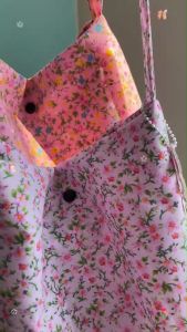 กระเป๋าสะพายข้าง ลายดอกไม้ สายผูกโบว์ Mini Crossbody Bag