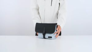 MARK RYDEN Lightweight Travel Crossbody Bag