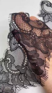 Elegant Scaled Wave Lace Trimming 8-11cm Wide with Fur Trim Perfect for Quilting & Sewing Crafts