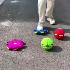 WTBS Mainan Bola Injak Ufo Berlampu Ufo Magic Ball / Sepak Bola Ufo Magic Flat Ball LED Original
