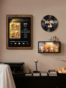 ARTPIONEER | Vintage Toy Display Shelf with Clock Function
