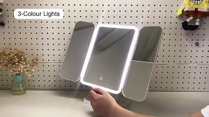 Rechargeable LED Tri-Fold Makeup Mirror 3 Color Light Kaca Cermin Solek Dengan Lampu LED 3 Warna Cas Semula可充电LED化妆桌面镜子