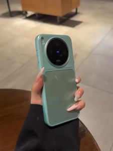 Matte Sandblast Green Magnet CD Pattern Phone Case
