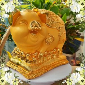 Tượng Heo Trang Trí Đựng Tiền Bằng Vàng Cát Mỹ Nghệ Cao 24cm