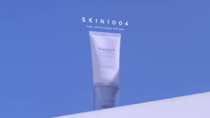 skin1004 centella asiatica sunscreen lotion spf50+ watery and light sunscreen ultra-light sunscreen lotion
