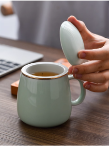 Ceramic Tea Cup with Lid And Filter for Office Home Use Tea Water Separation Mug Handmade Craft from Jingdezhen City
