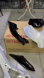 Yamaha Y16 cover set HLY + sticker body HLY + logo