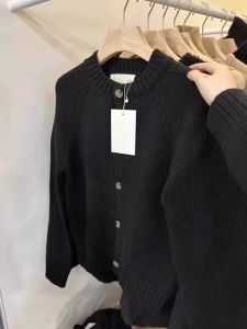 Màu Đen Áo Len Dệt Kim Áo Khoác Nữ Mùa Thu Mùa Đông Thoải Mái Rộng Rãi Phù Hợp Với Áo Dài Tay Đơn Nút Cổ Tròn Phong Cách Hàn Quốc Áo Khoác Cardigan