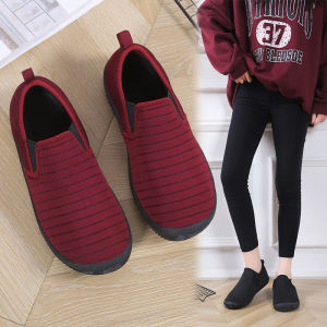 Lucky Year Shoes for Women Large Size Soft Bottom Wide Foot Elderly Red Shoes round Toe Flat Heel Casual Fashion Single Shoes
