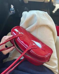 กระเป๋าสะพายไหล่ผู้หญิงแบบลำลองความจุขนาดใหญ่ กระเป๋าคลัตช์ทรงขนมปังฝรั่งเศส กระเป๋าทรงโบว์ลิ่ง กระเป๋าผู้หญิง กระเป๋าใต้วงแขน