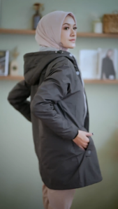 Elzanteri Sabrina Jaket Wanita Bolak Balik