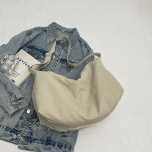 Japanese Style Casual Large Capacity Sports Fitness Bag Womens Single Shoulder Crossbody Bag Fashionable Commuting Bag