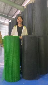 ยกม้วน 30m ตาข่ายพลาสติก รูปแบบ กว้าง 90cm ตาข่ายพลาสติก PVC ตาข่ายล้อมรั้ว ตาข่ายตาข่ายพลาสติก PVC ตาข่ายหกเหลี่ยม ตาข่ายกันงู รหัสส่วน: YKM30P90PVC