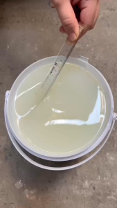 Sơn phủ bóng trong suốt ngoại thất Nano và cọ quét sơn 3"