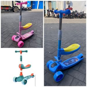 Scooter Otoped Anak 3 Roda LED Tempat Duduk Lipat Dan Musik