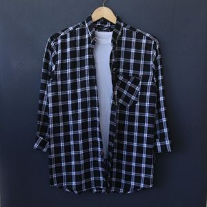 HAMOERS GIFT KADO COWOK KADO ULANG TAHUN BUAT PACAR SUAMI PERNIKAHAN ANNIVERSARY WISUDA KMEEJA FLANEL KOTAK KOTAK LENGAN OANJANG
