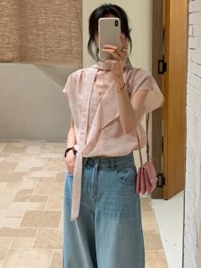 Loowmane | Áo Thun Nữ Cổ V Tay Ngắn Dây Đeo Hình Nơ Hồng Pháp