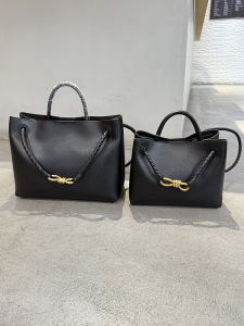 Genuine Leather Woven Womens Tote Bag New Butterfly Knot Cowhide Handbag Large Capacity Shopping Bag Commuter Crossbody Bag