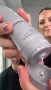 Kem tạo lọn sóng xoăn giữ nếp tóc tự nhiên Schwarzkopf Osis Cream 150ml