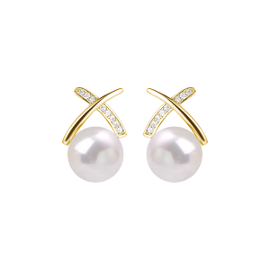 Pianist | Elegant Pearl Stud Earrings