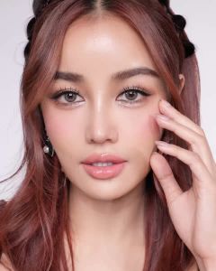 ดอลลี่อาย KATHY AMREZ DOLLY EYE HIGHTLIGHT & SHADING STICK