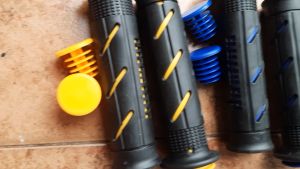 Handgrip Domino Garis Grip Domino Sisik Universal Cocok Untuk Semua Motor