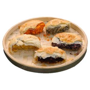 Salted Egg Pine Nuts Filled Su Style Handmade Mooncake