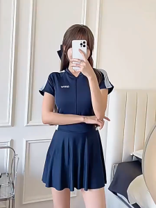 JZ ชุดว่ายน้ำสตรี ชุดเดรสยาว ทรงหลวม เดรสยาวคลุมท้อง ชุดว่ายน้ำสปอร์ตระดับไฮเอนด์ สำหรับนักเรียนมัธยมต้นและมัธยมปลาย ชุดพักผ่อนในน้ำอุ่นขนาดใหญ่