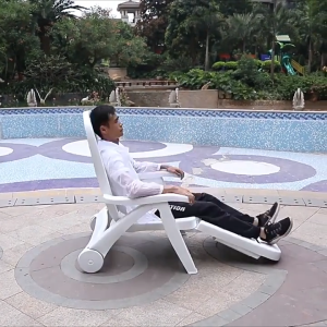 TREDEY outdoor foldable swimming pool beach chairs beach table outdoor deck chairs white poolside deck chairs sun loungers for relaxation