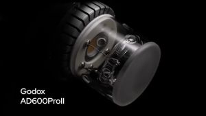 Godox AD600Pro II แฟลชกลางแจ้ง Built-In 2.4 GHz ระบบ X ไร้สาย เข้ากันได้กับระบบ TTL ส่วนใหญ่