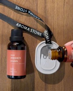 Hidden Oasis 隐秘绿洲 Zens Aroma Floral & Woody Essential Oil Blend with Sandalwood 花卉与檀香木质香气混合植物精油 (10ml & 30ml)