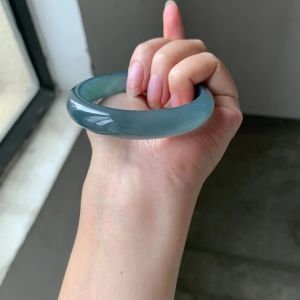 Jade bangle 55.2mm singapore can view and try.Grade A