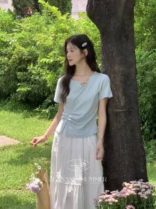 Áo Thun Slim Fit Màu Xanh Độc Đáo