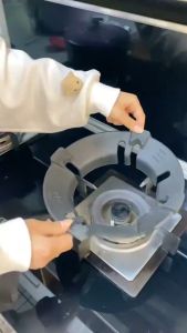 COD ฝาครอบเตาแก๊ส ที่ครอบเตาแก๊ส บังลมเตาแก๊ส ขาตั้งหม้อ กันลม ร้อนเร็ว ประหยัดแก๊ส ใช้ได้กับวางเตาชนิด 3/4/5ขา